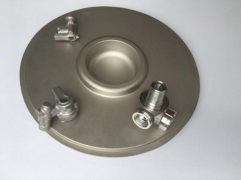 Aluminium-Schmiedeteile großer Deckel, 3 kleine Automobilteile